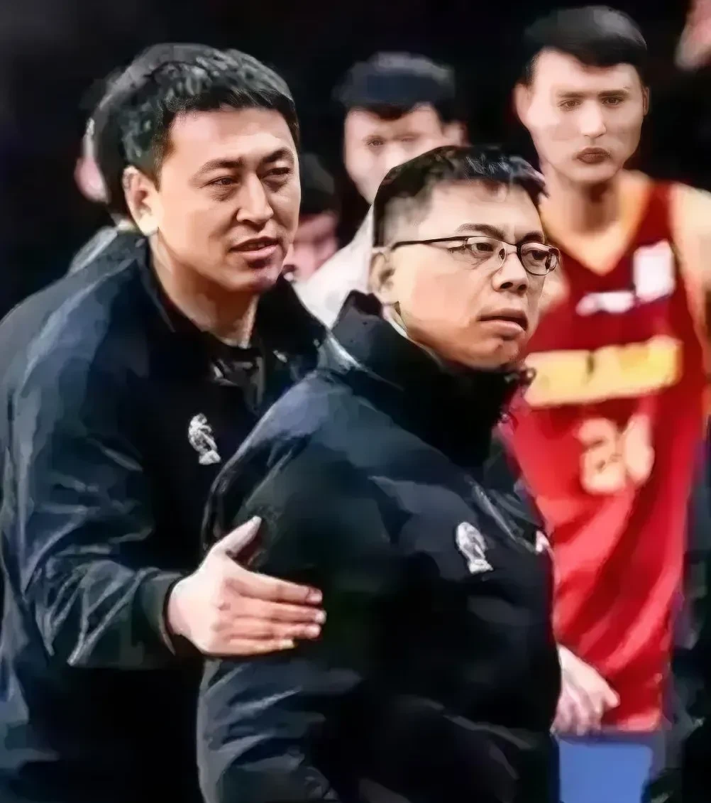 开云体育官网-足总杯赛后再迎强敌，浙江稠州官宣签约，主帅态度——质疑声仍在，身体对抗强度拉满