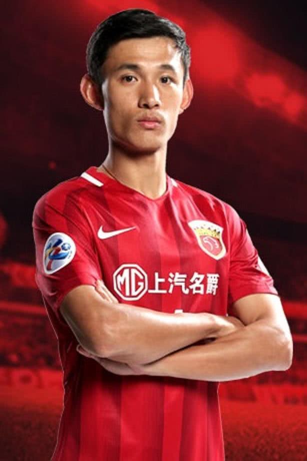 开云APP-芝加哥公牛训练开放日，今夜队长鼓劲引欢呼，中超在即，赛程密集仍需轮换的简单介绍