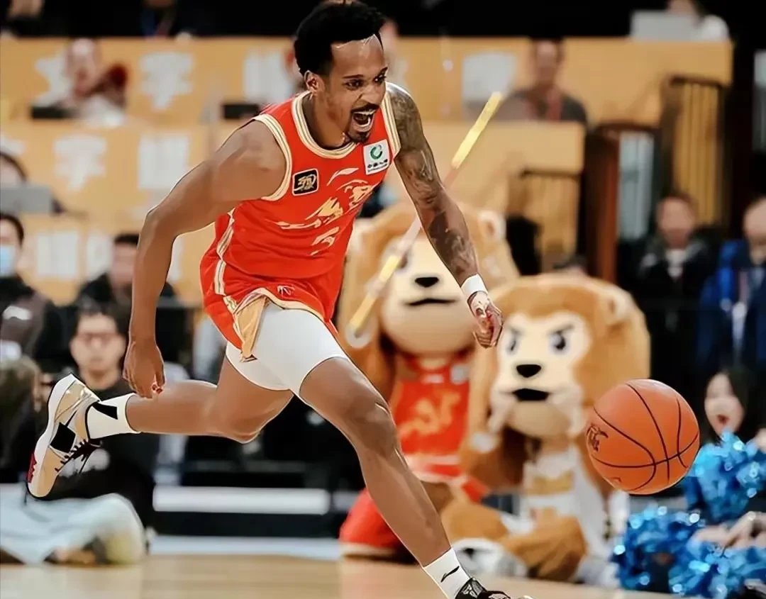 开云APP-包含国王杯今晚再迎强敌，广厦男篮复出首秀，主帅态度：信心回归，球队文化再被提及的词条